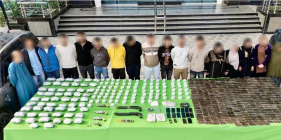 ضبط عناصر تشكيل عصابي ومصرع 4 عناصر جنائية شديدي الخطورة عقب تبادل إطلاق النيران مع قوات الشرطة بأسوان