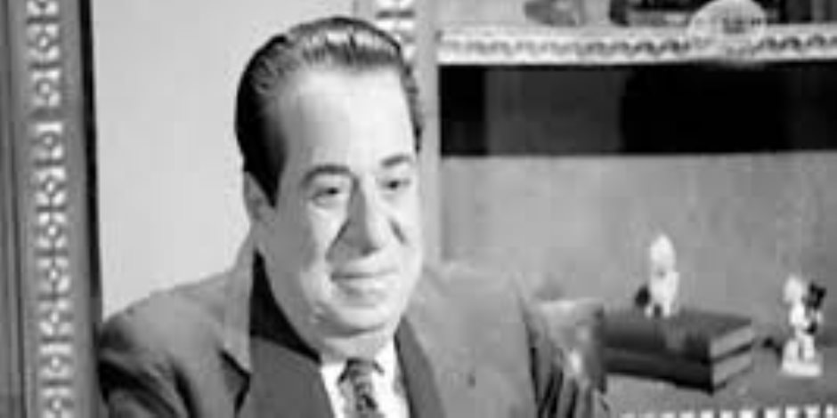 حسين رياض "عم جادليو"..سر وصيته الغريبة وحكاية وفاته أمام الكاميرا