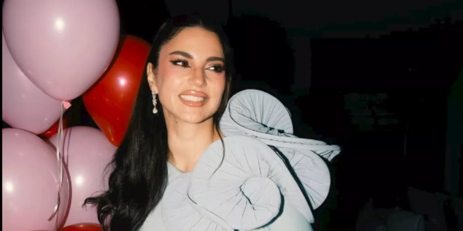 أنا ممتنّة لهذه الحياة.. الفنانة درة تحتفل بعيد ميلادها مع زوجها في أجواء رومانسية 