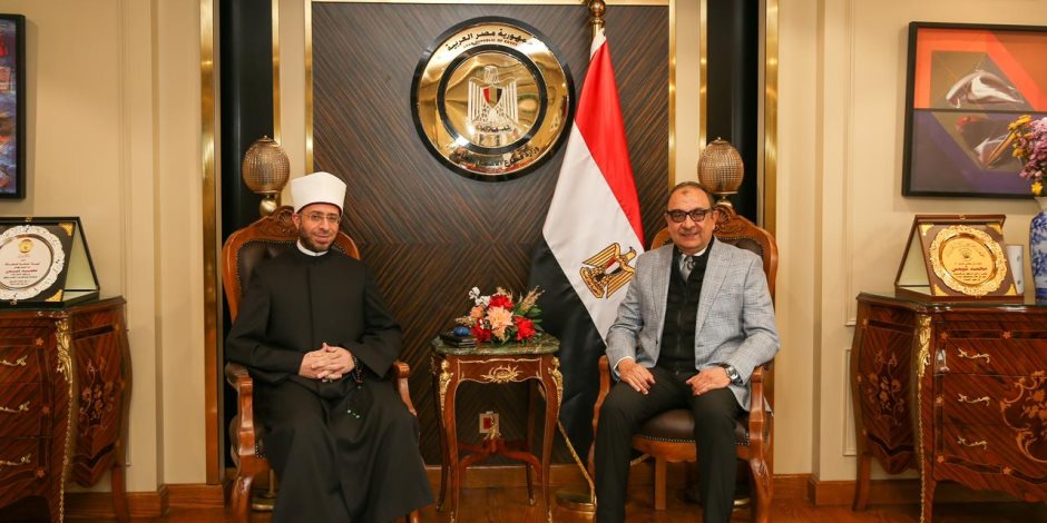 وزير قطاع الأعمال العام يبحث مع وزير الأوقاف تعزيز التعاون في تعظيم الاستفادة من الأصول وتحقيق عوائد تنموية مستدامة