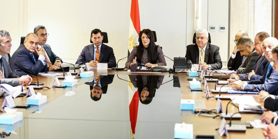  المجموعة الوزارية تُناقش استعدادات إطلاق ميثاق الشركات الناشئة ومبادرة تحفيز الاستثمار