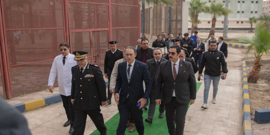 النيابة العامة تُجري تفتيشًا لمركز إصلاح وتأهيل بورسعيد (صور)