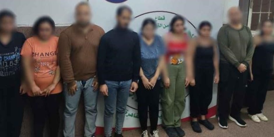 ضبط نادٍ صحي بدون ترخيص لممارسة الأعمال المنافية للآداب بالقاهرة