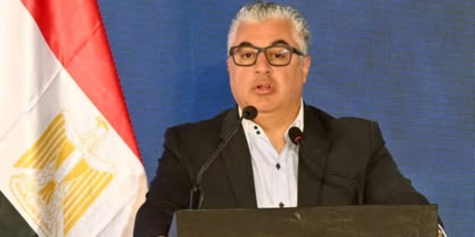 رئيس اقتصادية قناة السويس:  مشروع محطة البحر الأحمر لتداول الحاويات يكتب سطرًا جديدًا في حركة التداول