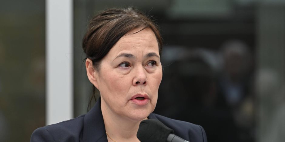 تفاصيل بكاء وزيرة خارجية جرينلاند بسبب ضغوط ترامب