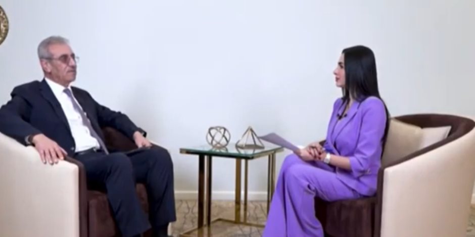 من القاهرة إلى غزة.. إعلان أسماء المكلفين بإدارة ملفات الاقتصاد والصحة والأمن والتعليم ضمن اللجنة الوطنية الفلسطينية