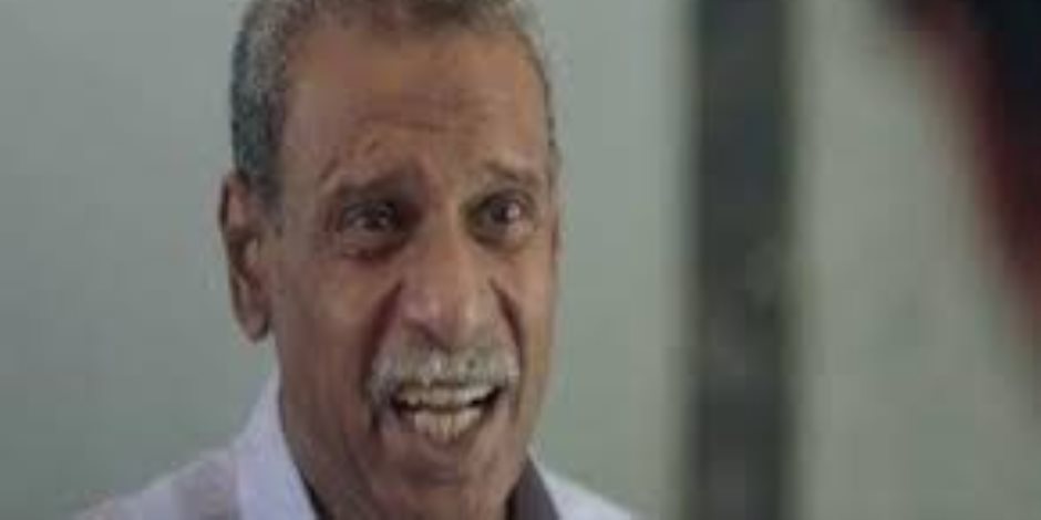 تشييع جنازة محمود بشير بحضور المقربين ودفنه بمقابر العائلة