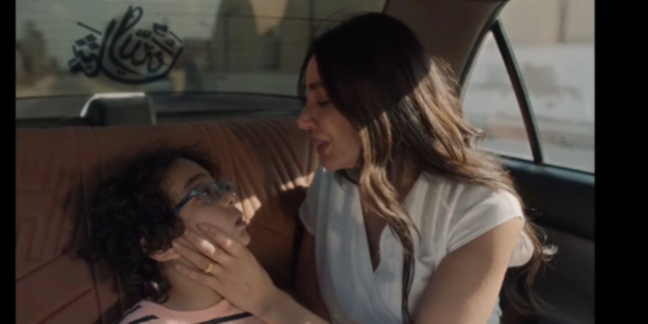  الحلقة 9.. ريام كفارنة وابنها يتعرضان لحادث ويُنقلان إلى المستشفى فى مسلسل لعبة وقلبت بجد