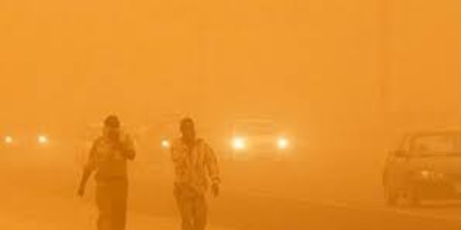 إعلان حالة الطوارئ في ليبيا وتعليق رحلات الطيران بسبب عاصفة ترابية شديدة