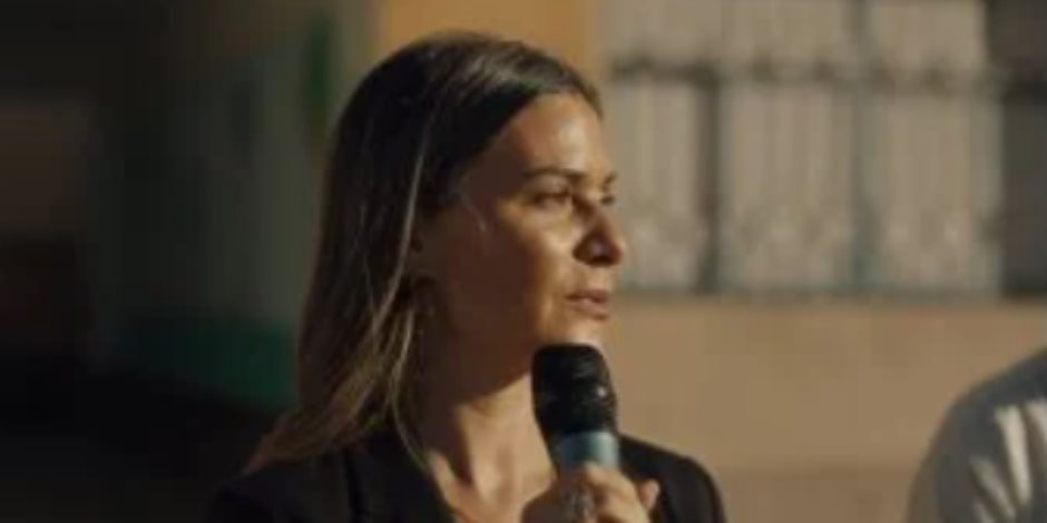 لعبة وقلبت بجد الحلقة 10.. مديرة المدرسة تواسى الطلاب بعد موت يوسف