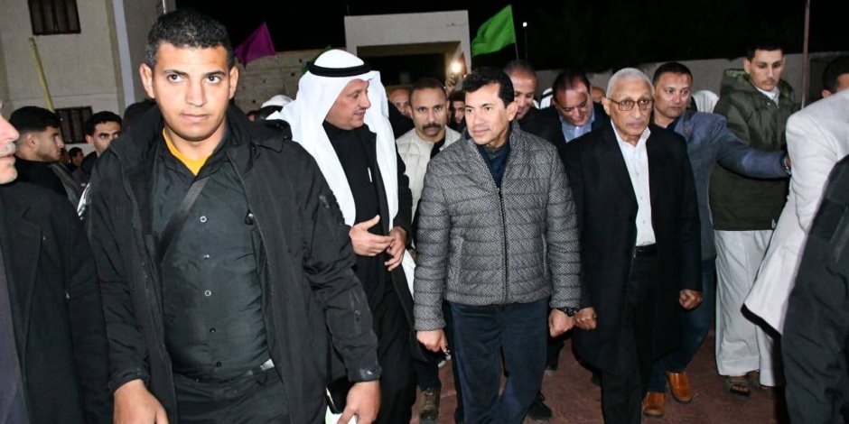 وزير الشباب والرياضة ومحافظ شمال سيناء يفتتحان  الملعب الخماسي بالخربة وملعب شباب قاطية ببئر العبد (صور) 