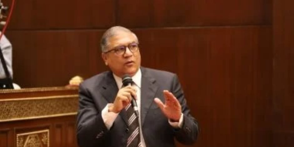 عفت السادات: الرئيس السيسي قدّم نموذجًا لسياسة خارجية رشيدة في دافوس