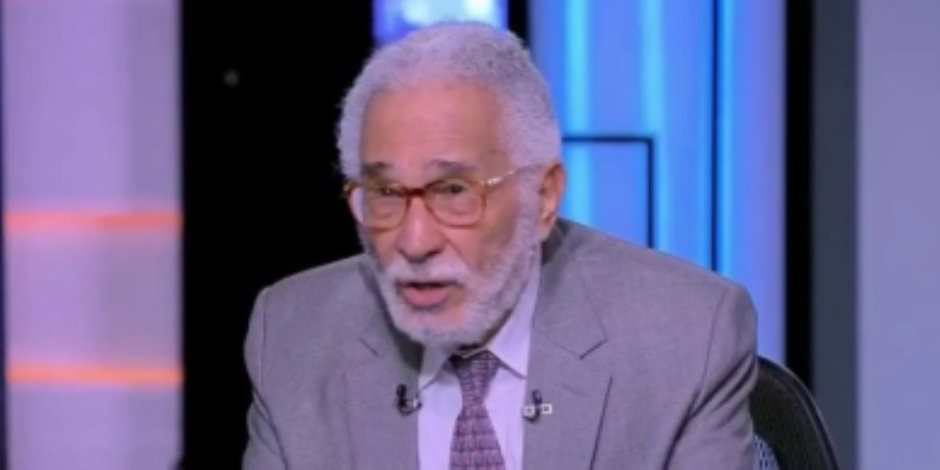 الضرائب: رفع الحجز عن حساب الفنان القدير عبد الرحمن أبو زهرة