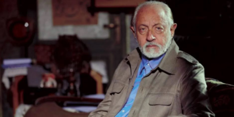 الفنان عبد العزيز مخيون يوجه رسالة طمأنين لجمهوره بعد إجرائه عملية جراحية