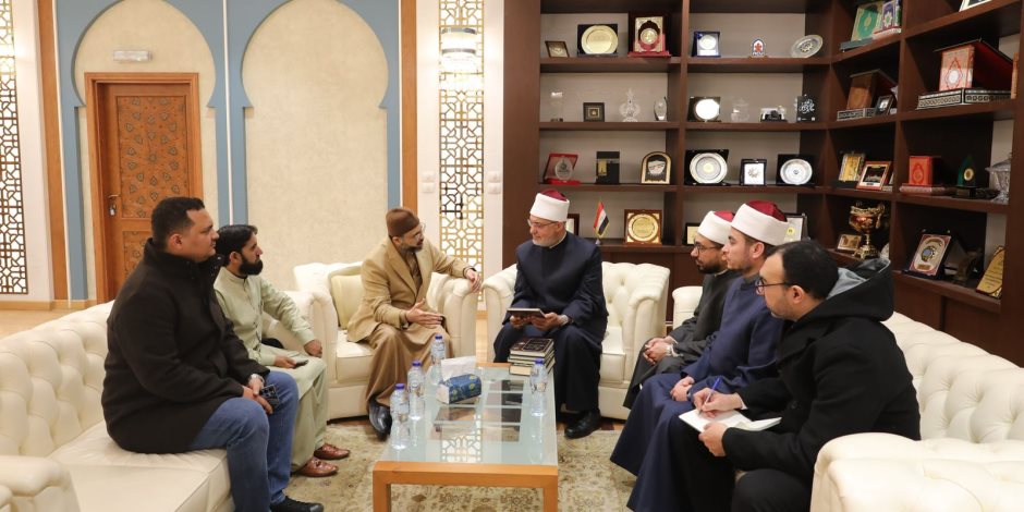 في أولى ندواتها بمعرض القاهرة الدولي للكتاب.. دار الإفتاء تناقش الإرشاد الأسري: المشكلات والحلول في العصر الرقْمي