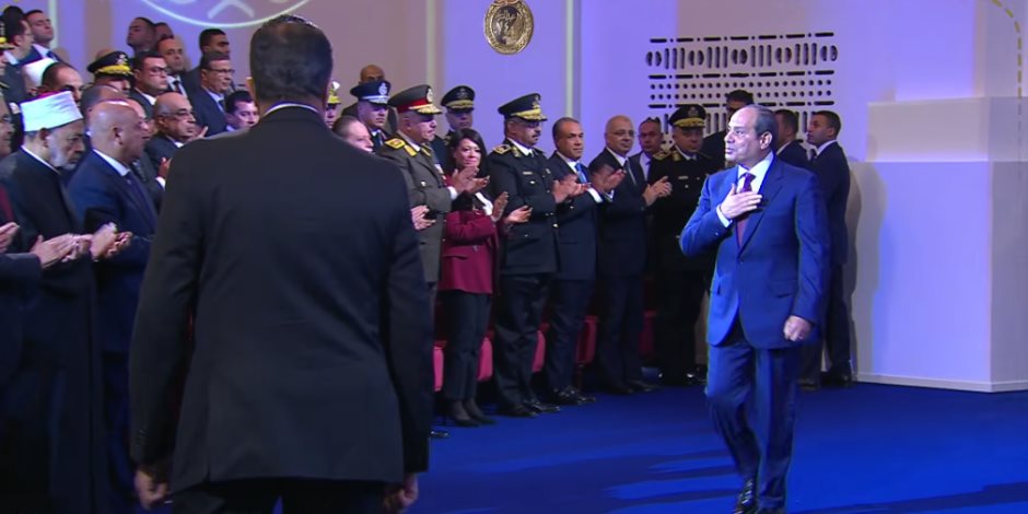 الرئيس السيسى يصل إلى مقر احتفالية عيد الشرطة الـ 74