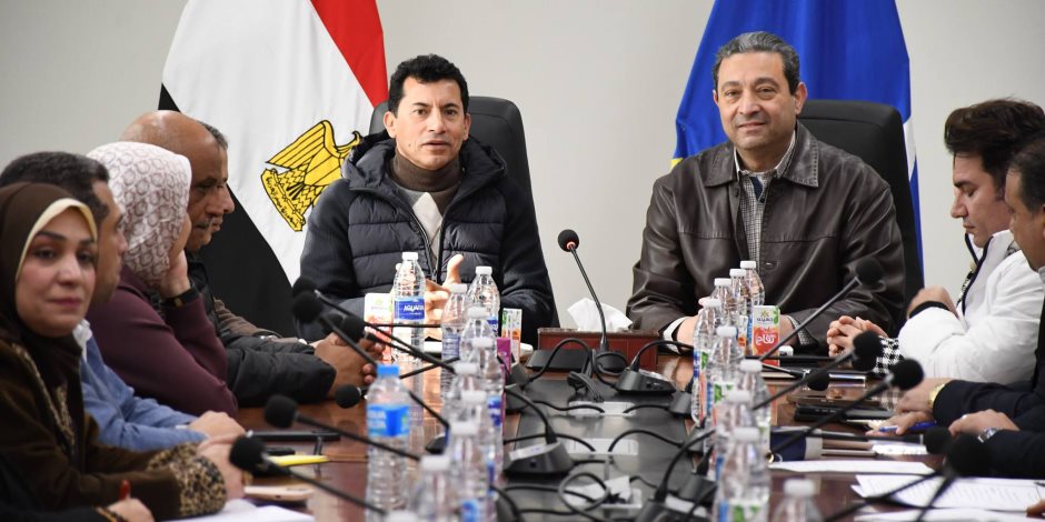 وزير الشباب ومحافظ دمياط يعقدان لقاءً موسعاً مع أعضاء مجلسي النواب والشيوخ