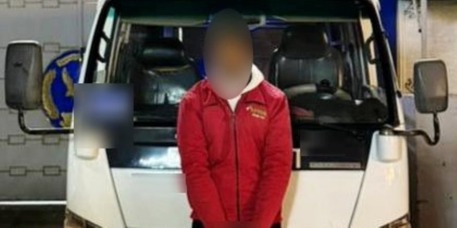 كشف ملابسات واقعة إصابة طالبة عقب قفزها من سيارة ميكروباص أثناء سيرها بالإسكندرية