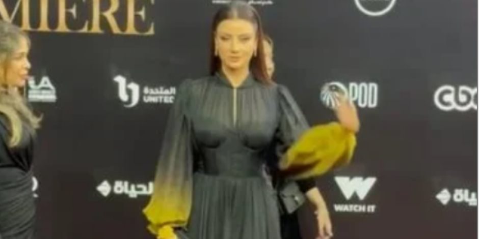 رضوى الشربينى تتألق على الريد كاربت فى حفل المتحدة للخدمات الإعلامية