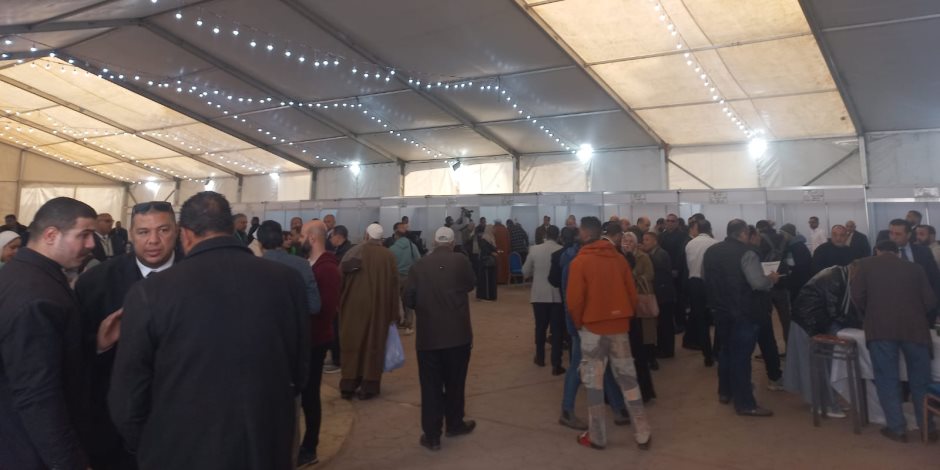 توافد أعضاء الجمعية العمومية لحزب الوفد إلى مقر الإنتخاب لإختيار رئيس جديد للحزب - صور