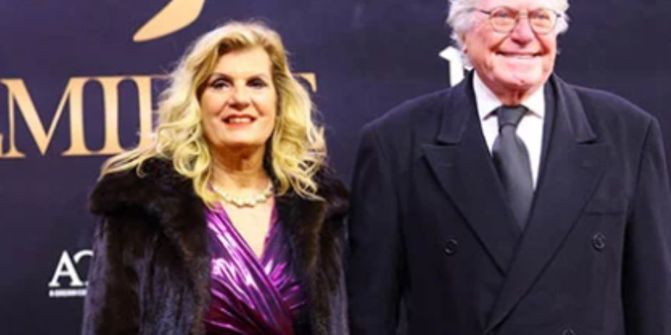 حسين فهمى ويسرا يخطفان الأضواء فى حفل الشركة المتحدة للخدمات الإعلامية