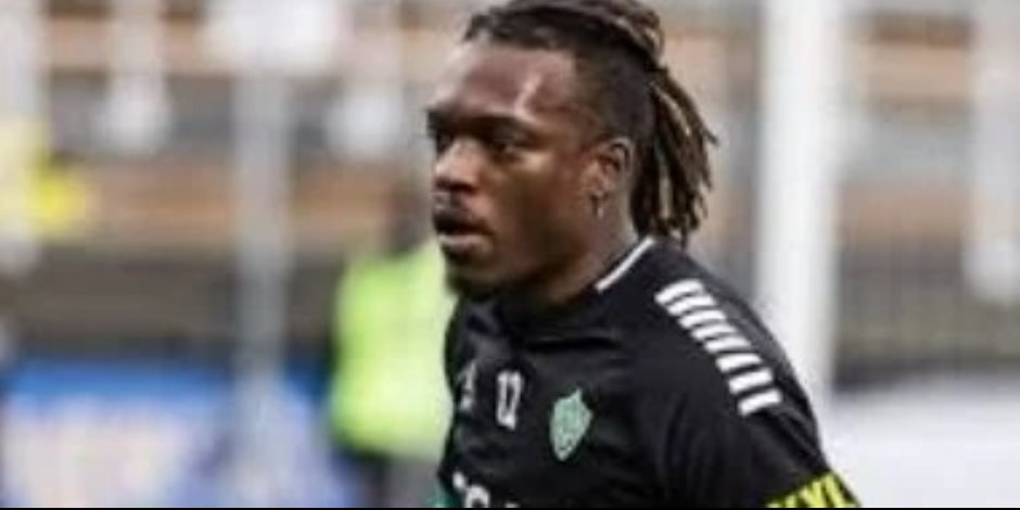 كامويش يشارك فى تدريبات مستبعدي الأهلي من رحلة تنزانيا اليوم