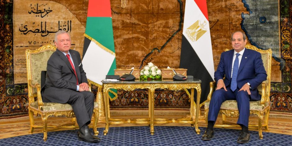 الرئيس السيسي والملك عبد الله يؤكدان على أهمية خفض التصعيد والتوتر الإقليمي للحفاظ على الاستقرار بالمنطقة