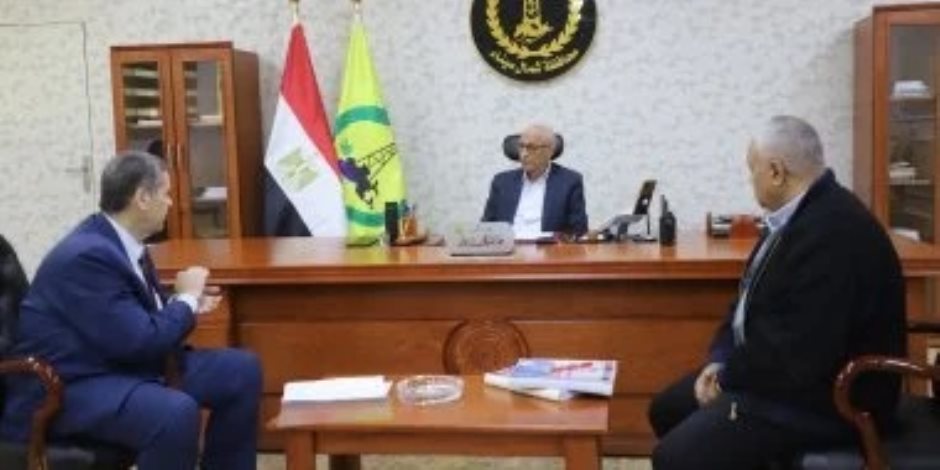 محافظ شمال سيناء يعتمد نتيجة الشهادة الإعدادية بنسبة نجاح 80.11%