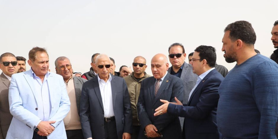 "مجاور" يتفقد مجمع الحسينات السكني برفح بإجمالي 1194 منزل بدوي (صور) 