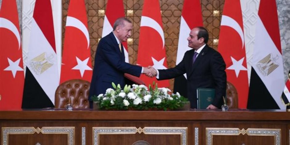 الرئيس السيسي: التطورات العالمية تفرض تعميق مفهوم توطين سلاسل الإمداد