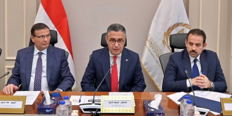 اتفاق ثلاثى بين الزراعة والتموين وجهاز مستقبل مصر لاستيراد دواجن مجمدة وطرحها بالمنافذ قبل رمضان