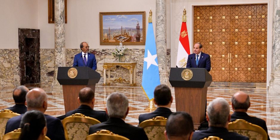 الرئيس السيسى ونظيره الصومالى: تأمين البحر الأحمر وخليج عدن حصرى للدول المشاطئة لهما
