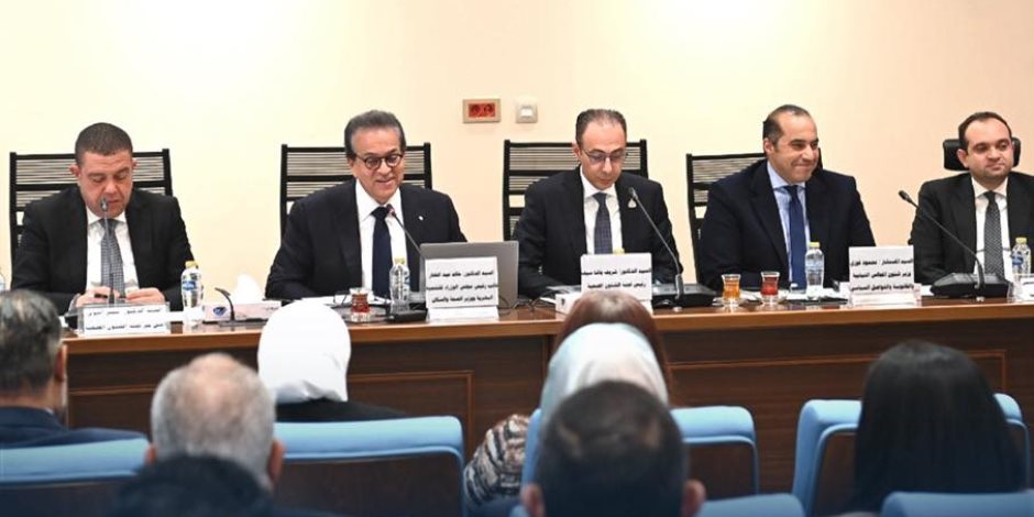 محمود فوزي: حريصون على التعاون مع مجلس النواب.. وتواجد هذا العدد الكبير من قيادات ومسئولي وزارة الصحة يعكس احترامًا وتقديرًا كبيرين من الحكومة لدور البرلمان