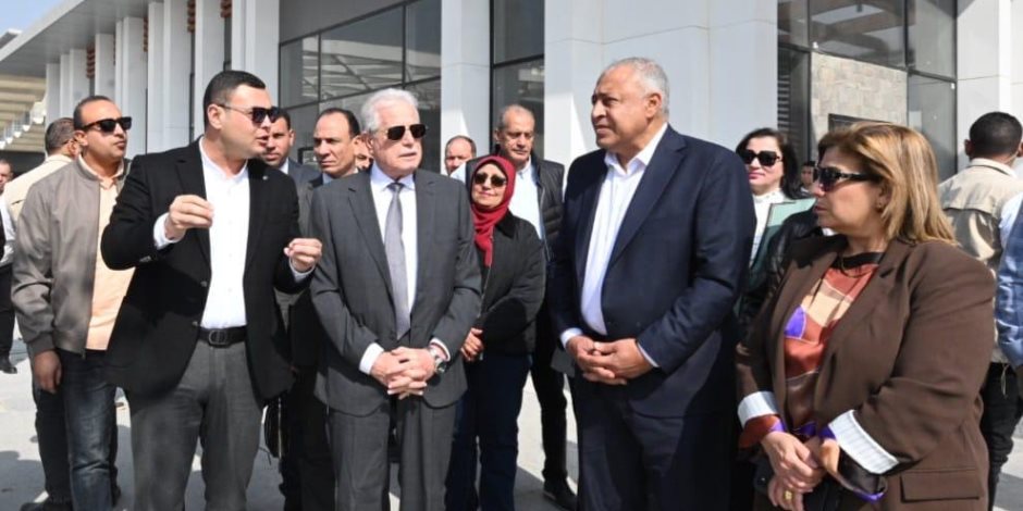 وزير الإسكان ومستشار الرئيس للتنمية المحلية يتابعان موقف مشروع "تلال الفسطاط" بالقاهرة