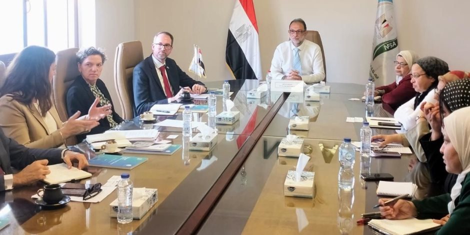 رئيس الهيئة القومية لسلامة الغذاء يستقبل وفدا دنماركيا لبحث التعاون الفنى