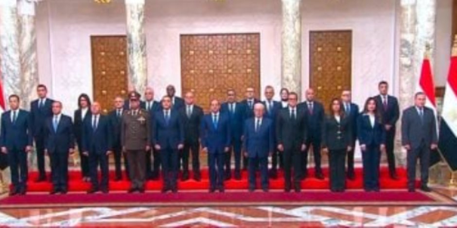 التعديل الوزاري تحت قبة البرلمان.. إشادة واسعة بتكليفات الرئيس السيسي وتأكيد على رقابة صارمة ومؤشرات أداء شفافة