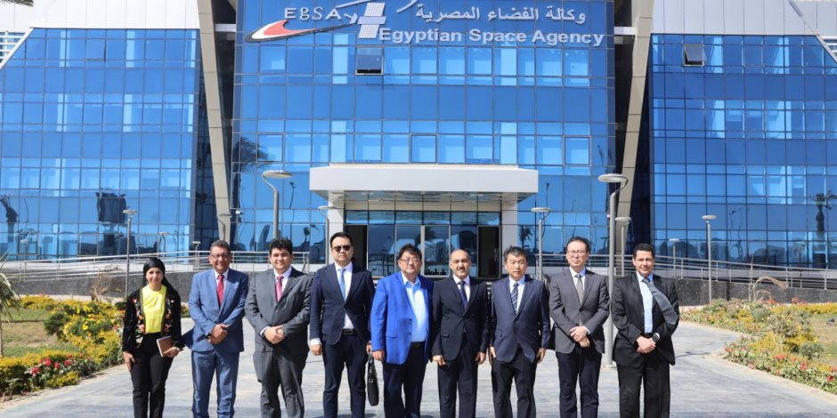 وكالة الفضاء المصرية تستقبل وفدا رفيع المستوى من شركة سور الصين العظيم لبحث التعاون