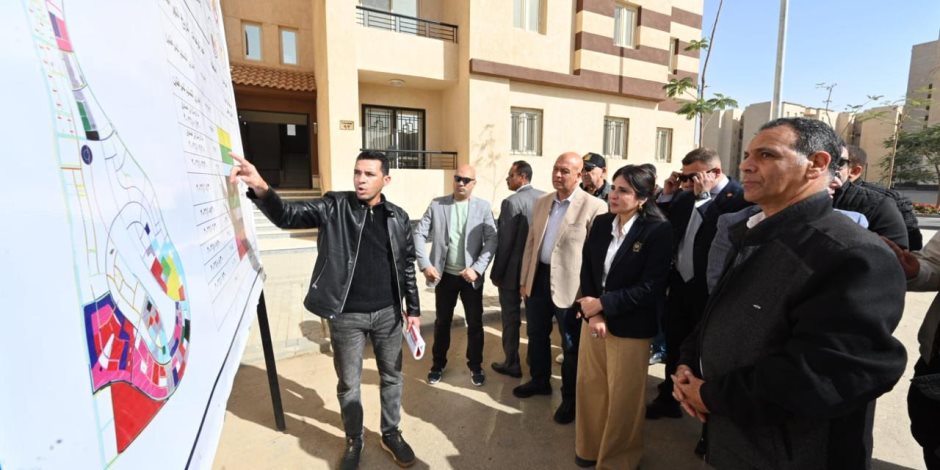وزيرة الإسكان تتفقد وحدات المبادرة الرئاسية "سكن لكل المصريين" وتتابع أعمال المرافق بمدينة حدائق العاصمة