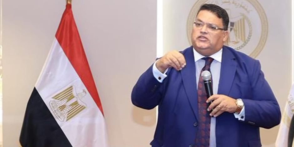 المستشار القانوني لـ "القومي للمرأة" يطرح رؤية قانونية شاملة لمواجهة جرائم الثأر في الصعيد