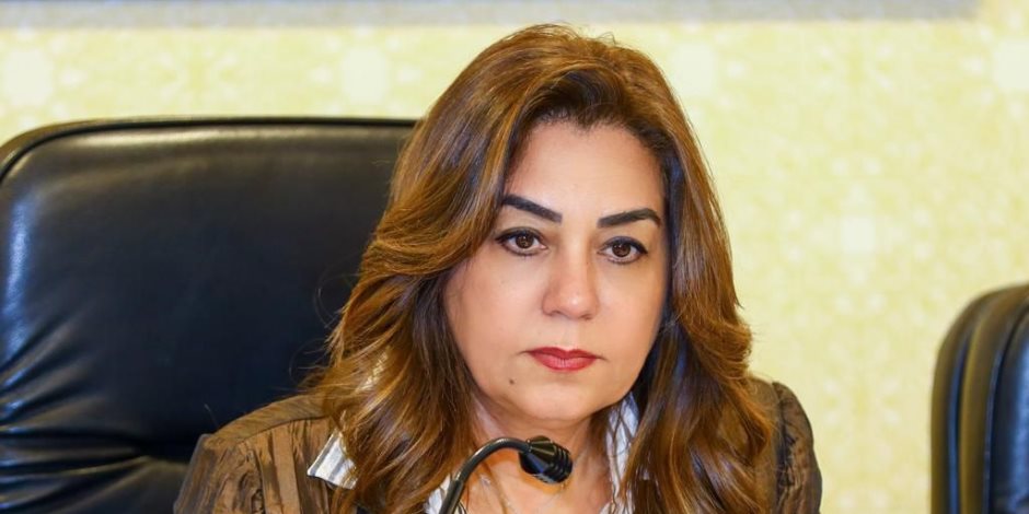 وزيرة التنمية المحلية والبيئة توجه بسرعة فحص الشكوى ومتابعة دورية لجهود رفع المخلفات