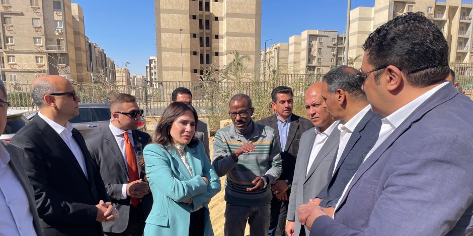 وزيرة الإسكان تقوم بجولة مفاجئة بمدينة القاهرة الجديدة