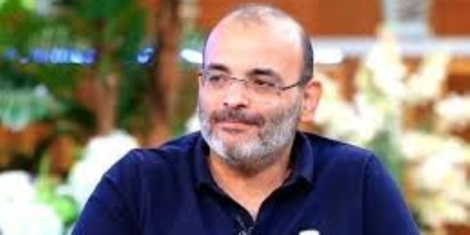 أيمن بهجت قمر يوقّع تتر أولاد الراعى بعنوان إخوات بصوت وإبراهيم الحكمى