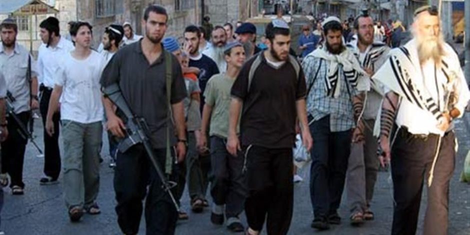 إصابة 3 فلسطينيين بانفجار ذخيرة في الأغوار وتصاعد هجمات المستوطنين شرق رام الله