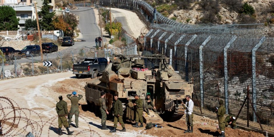 اقتحام إسرائيلي لقرية عين زيوان بريف القنيطرة.. ودمشق تعيد 1200 موظف مفصول إلى وزارة الإدارة المحلية والبيئة  