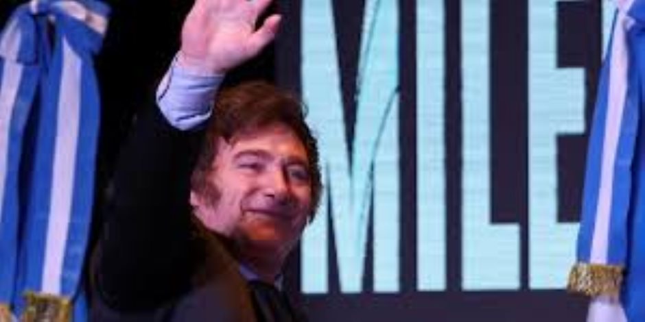 الأرجنتين: إضراب عام يتسبب فى إلغاء 255 رحلة جوية وشلل فى وسائل النقل  