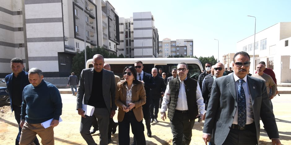 وزيرة الإسكان تتفقد مشروع سكن مصر بمدينة الشروق..وتوجه بضرورة المتابعة الدورية للأعمال الجاري تنفيذها 
