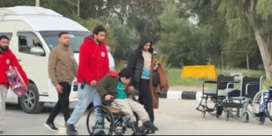 مد غزة بـ5220 طن من المساعدات الإنسانية الشاملة ضمن قافلة زاد العزة الـ143