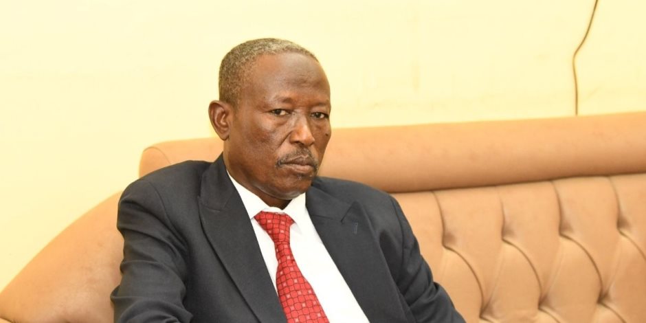 أحمد شنب وزير الثقافة والإعلام بحكومة إقليم دارفور لـ«صوت الأمة»: السودان سيظل دولة واحدة موحدة