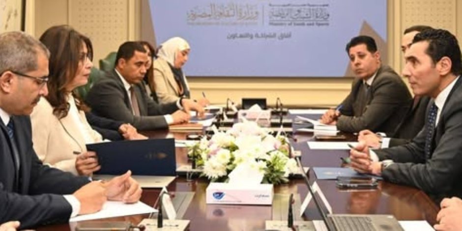 وزيرة الثقافة تستقبل وزير الشباب والرياضة لوضع خطة عمل مشتركة لدعم جيلي ألفا وZ