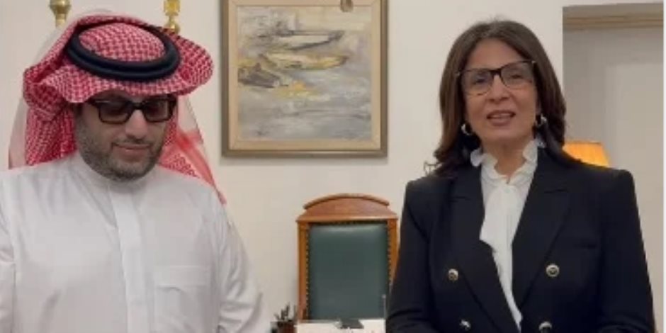 وزيرة الثقافة تستقبل المستشار تركى آل الشيخ وتعلن عن مفاجآت بين الجانبين